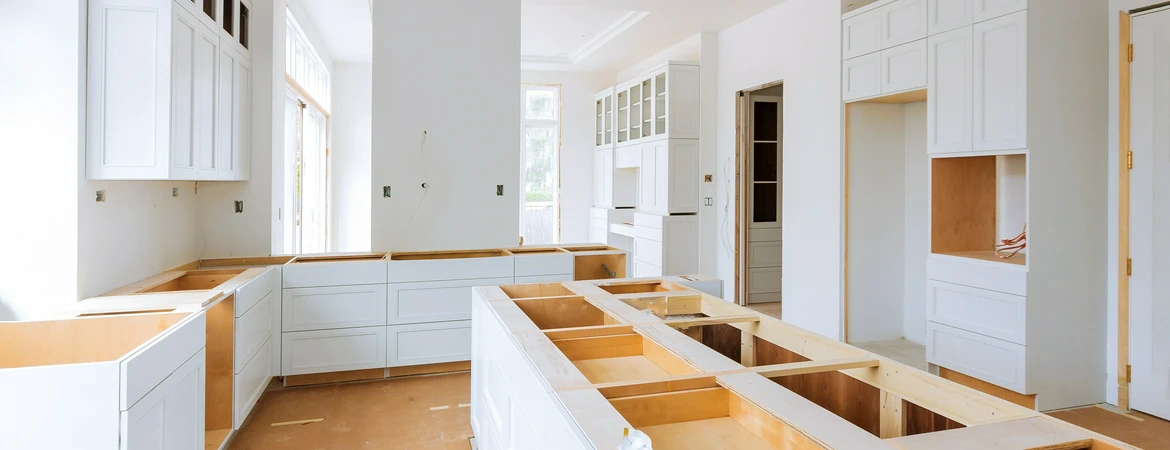 Meble kuchenne w&nbsp;trakcie montażu